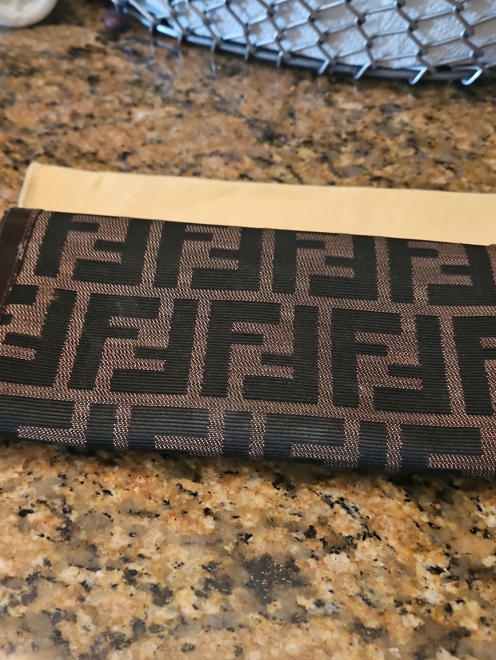 Fendi Zucca Wallet. Ladies. Excellnt Con. Lv Dustbag Inc. - Picture 2 of 8